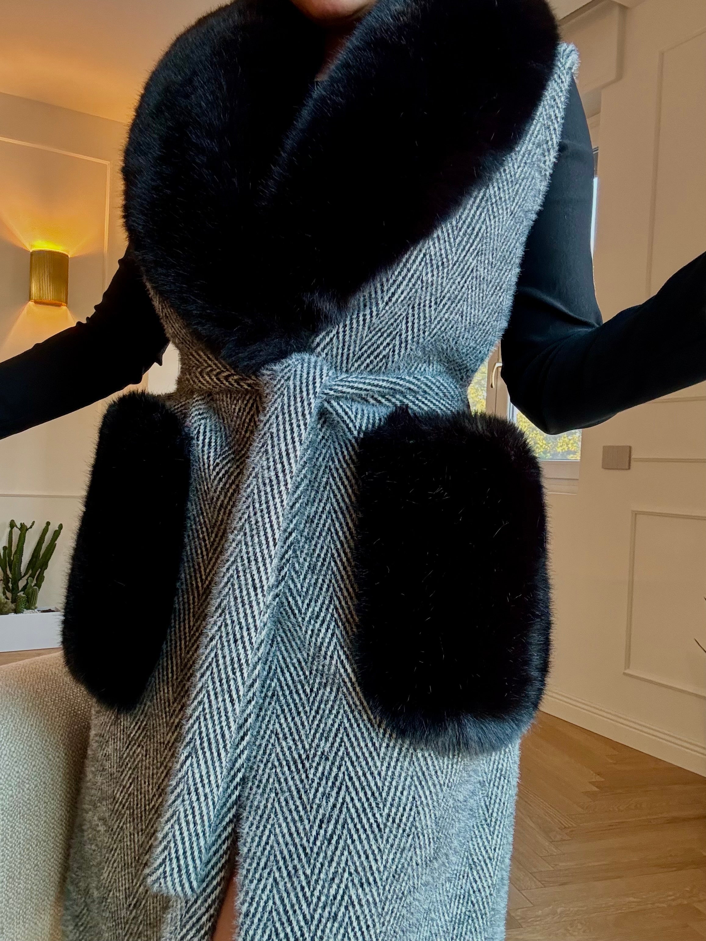 Cappotto smanicato fur